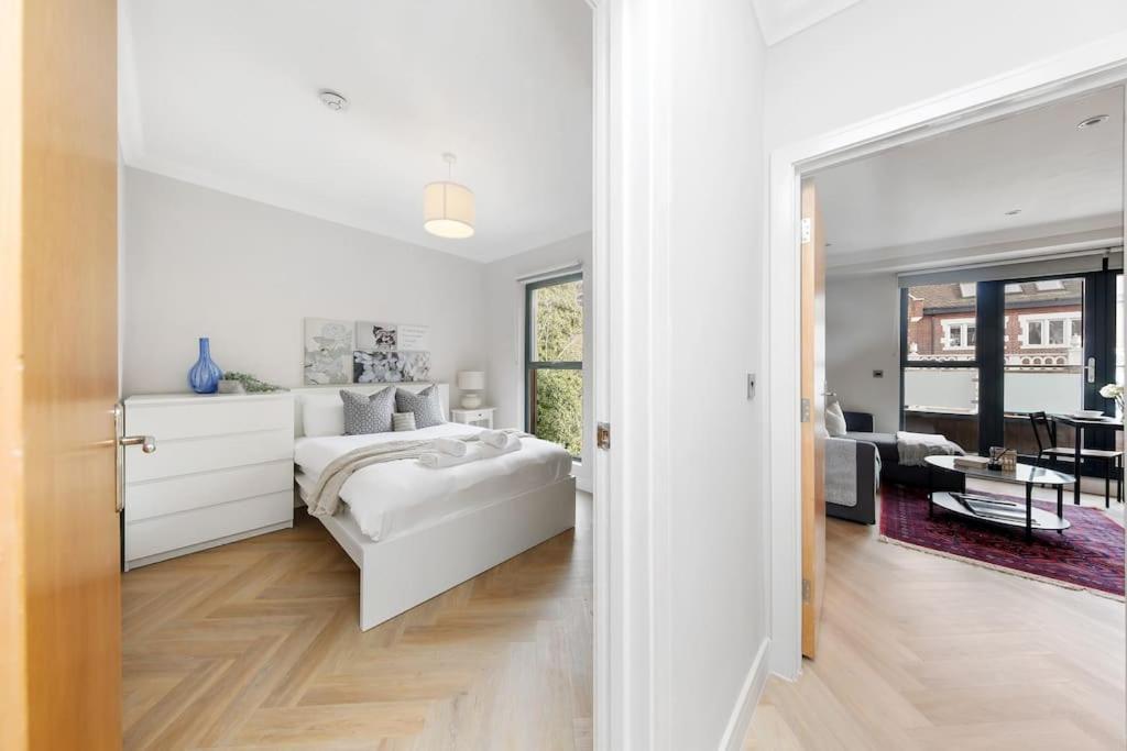 Pleasing 2Bed Flat 10Min To Wimbledon Tennis Court Λονδίνο Εξωτερικό φωτογραφία